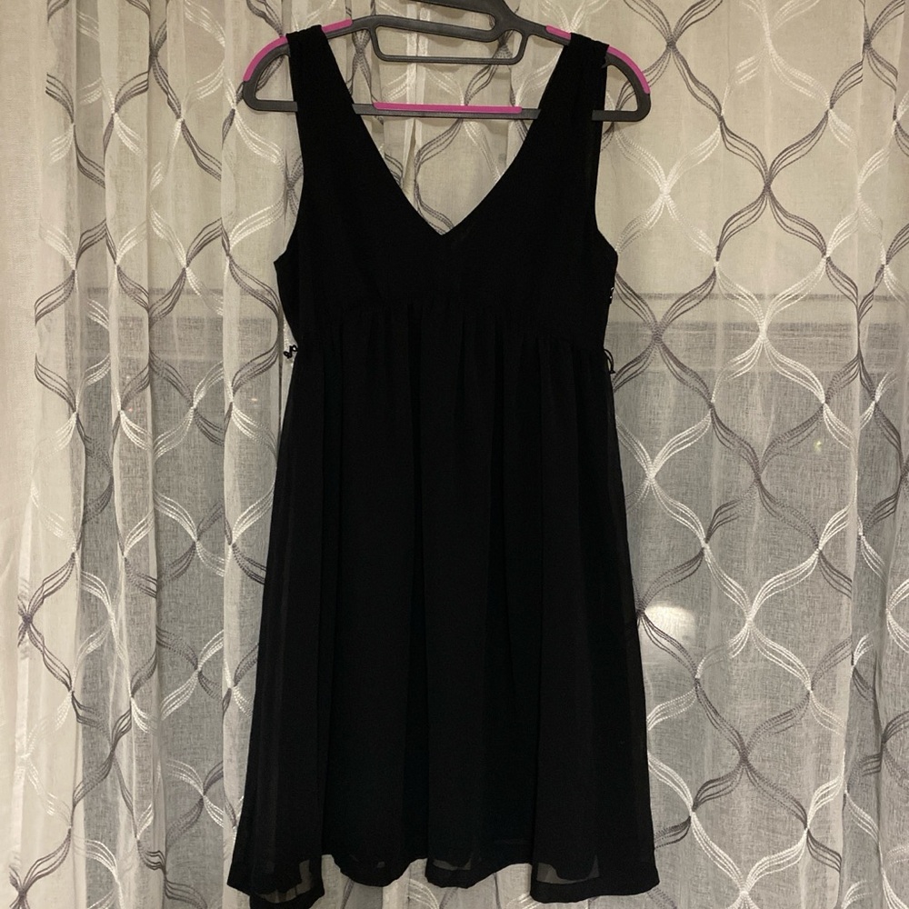 S American Eagle Outfitters black dress